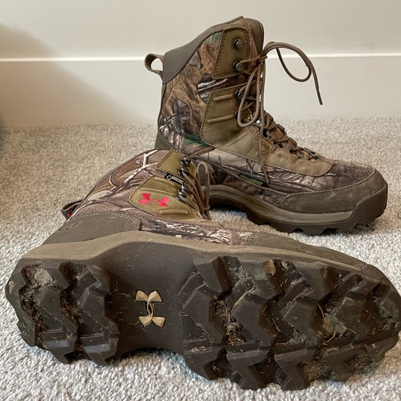 Underamour Hunting/Hiking Boots - Picture 1 of 7